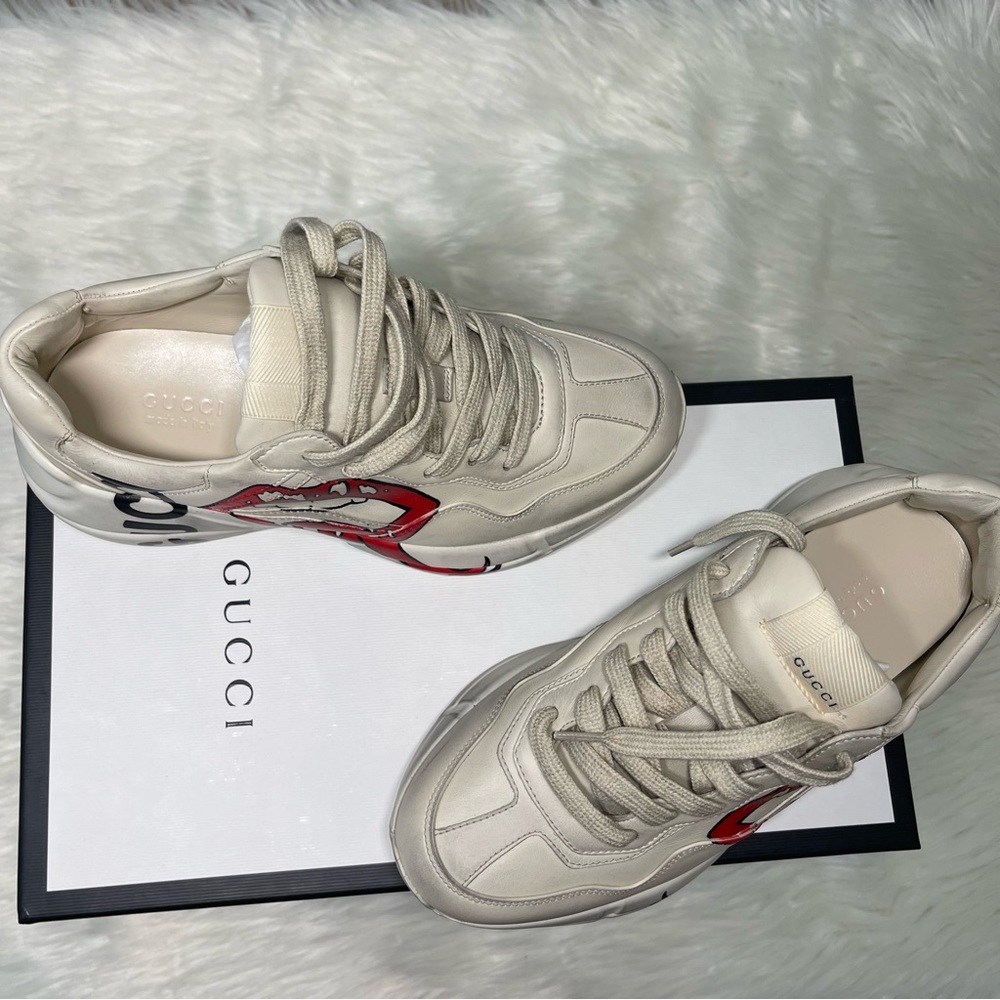 GUCCI Women's Rhyton sneaker with mouth print - Picture 3 of 11